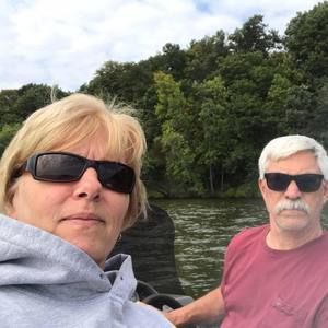 Meet your Posher, Becky